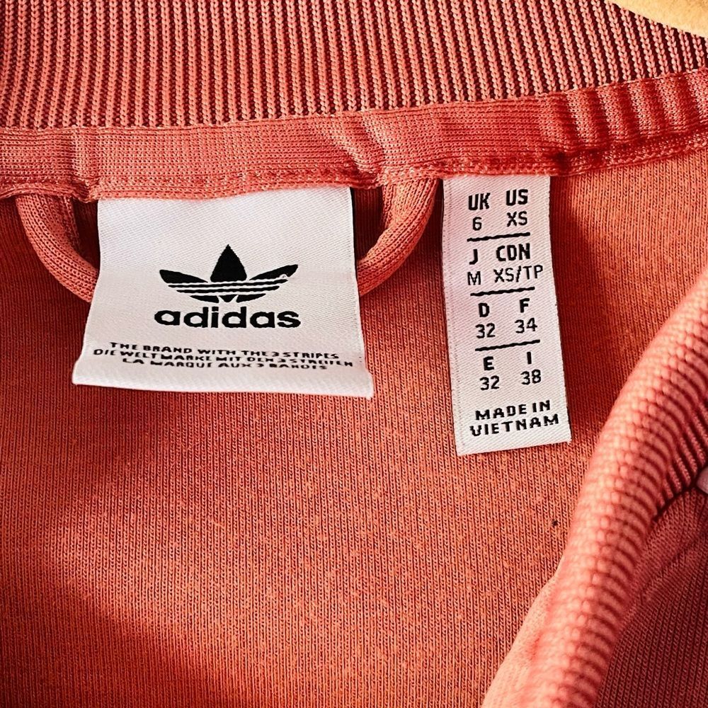 Adidas  - Picture 6 of 7